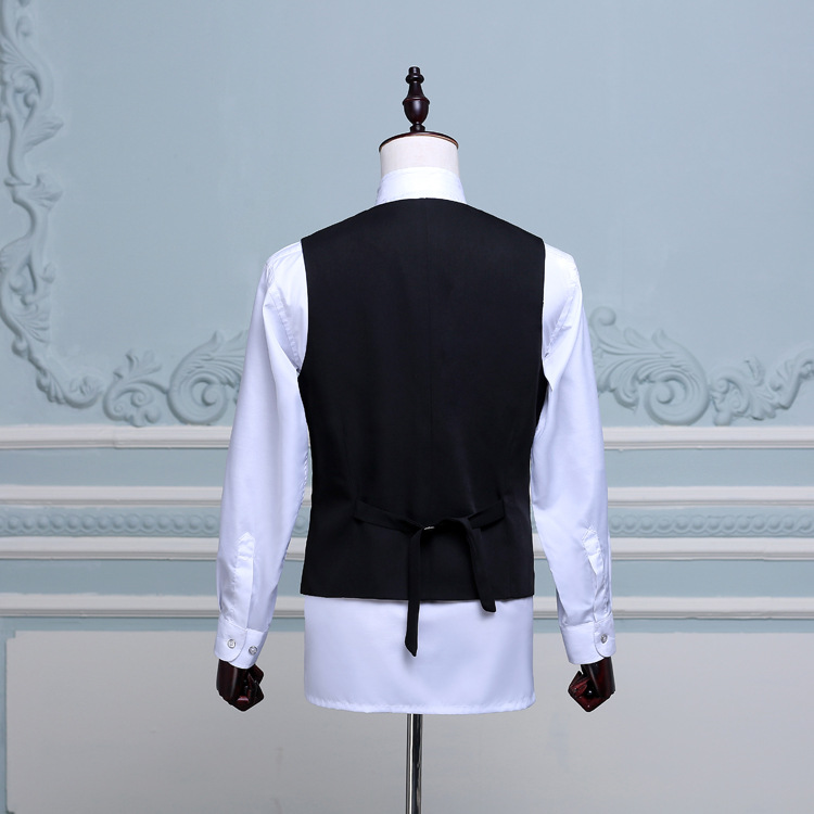 2025 White Fashionable Green F - огляд і ціна Photography Black And White