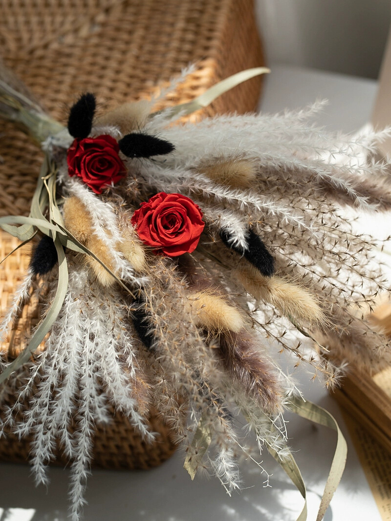 Preserved Rose Rabbit Tail Ree - огляд і ціна Photography Graduation