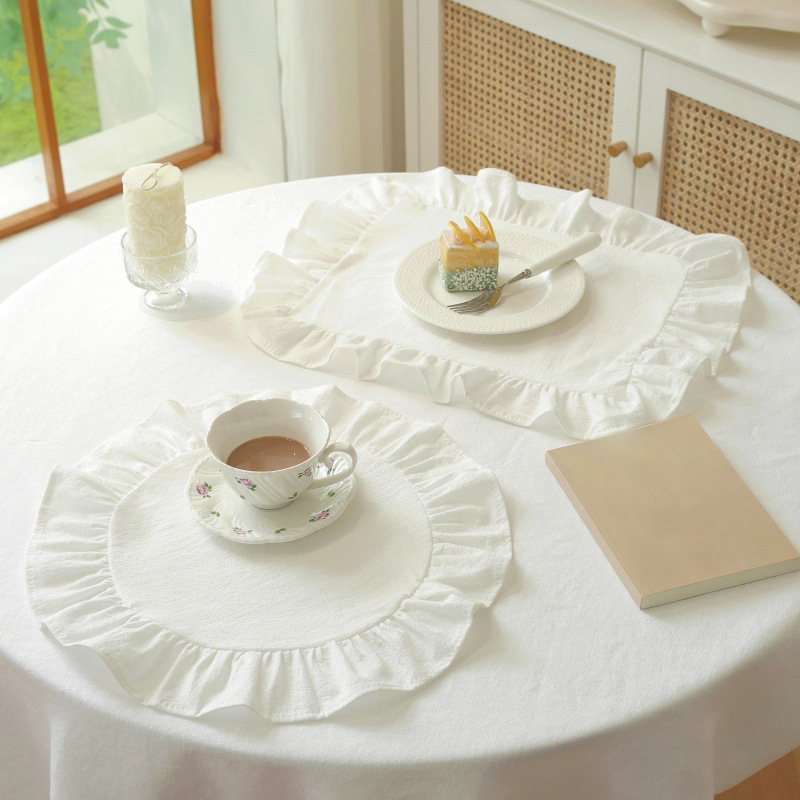 Minimalist Stripe Ruffle Place - огляд і ціна Photography Of Food