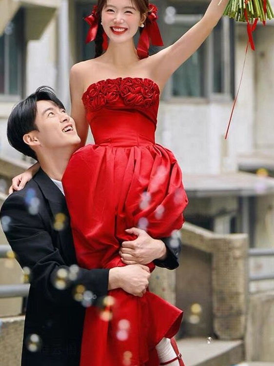 2025 New Red Bridesmaid Street - огляд і ціна Photography Outfit